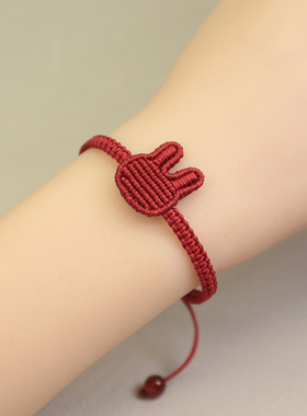 情侣手工编织小兔红色手绳
