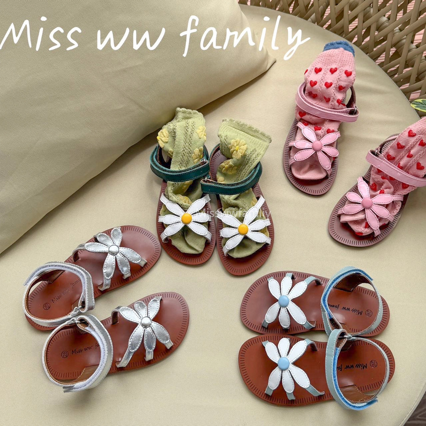 Miss ww family女童2026凉鞋夏季新款牛皮魔术贴手工花朵