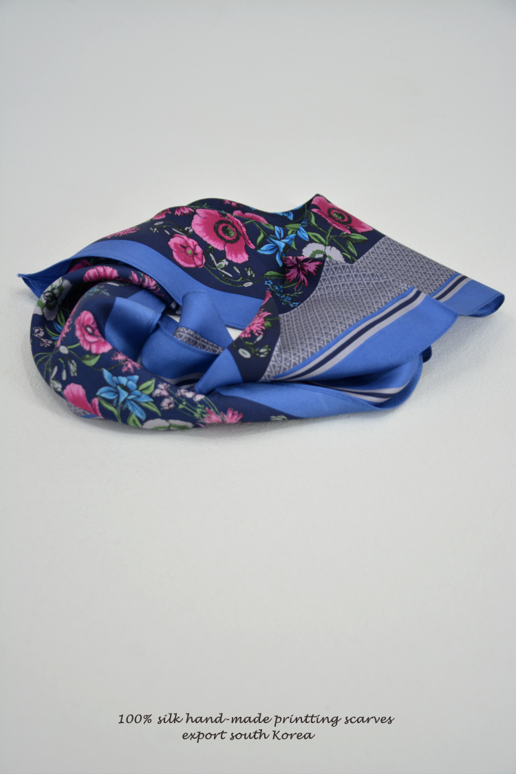 真丝斜纹绸印花菱形长款丝巾