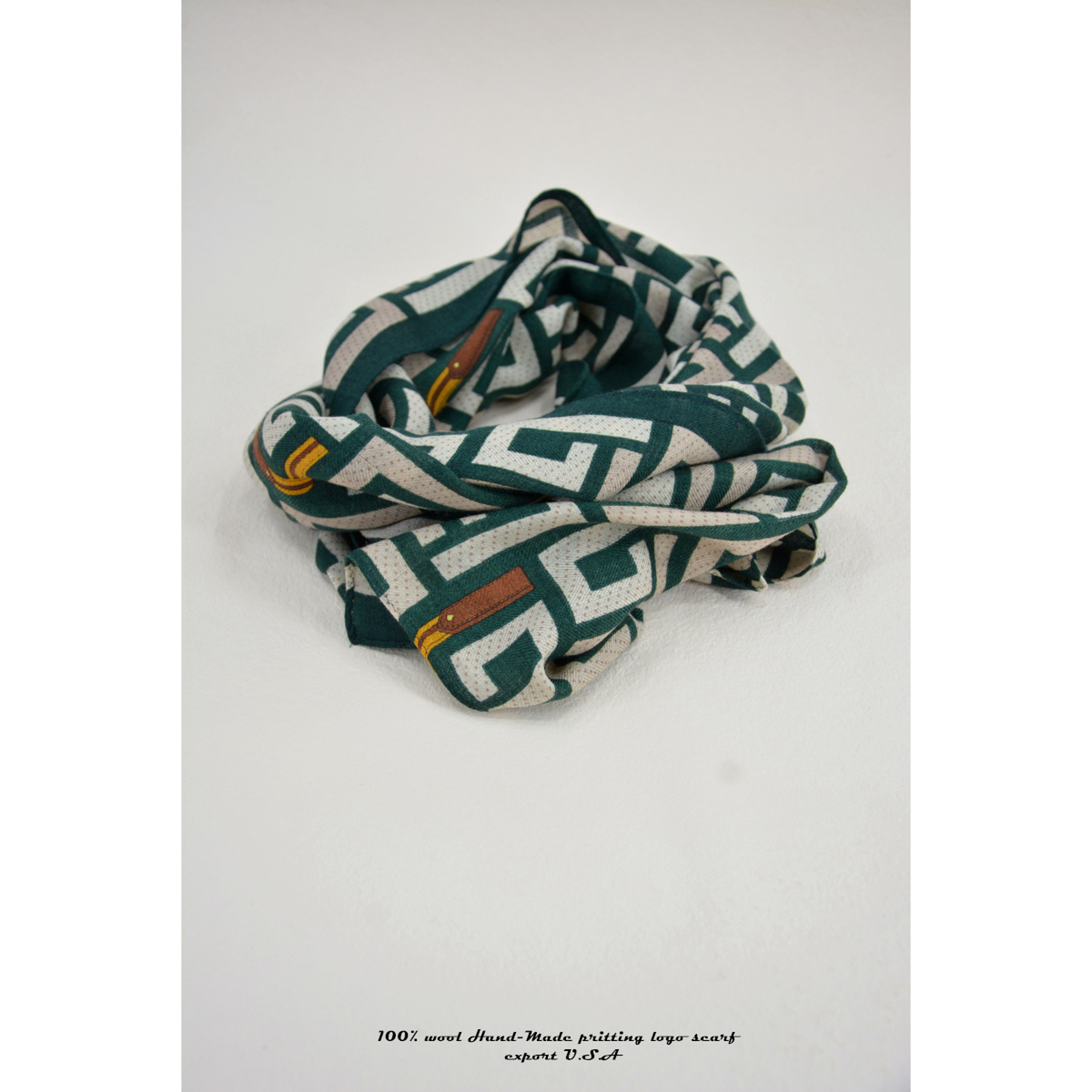 羊毛印花女士轻薄型围巾披肩