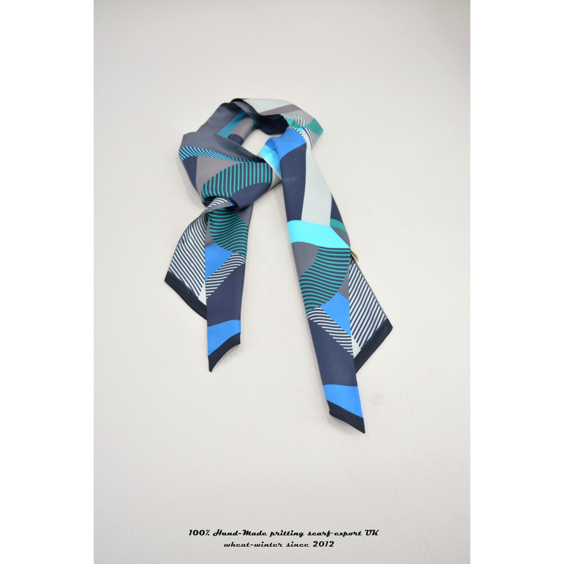 斜纹真丝印花男女窄斜角飘带丝巾