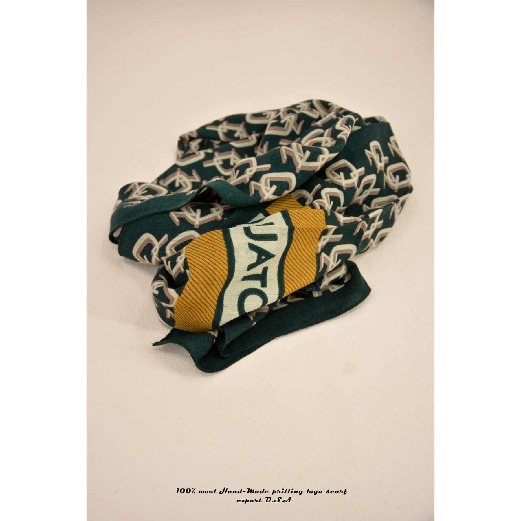 法国原创设计／春秋冬简约百搭／纯新羊毛印花女士轻薄型围巾披肩