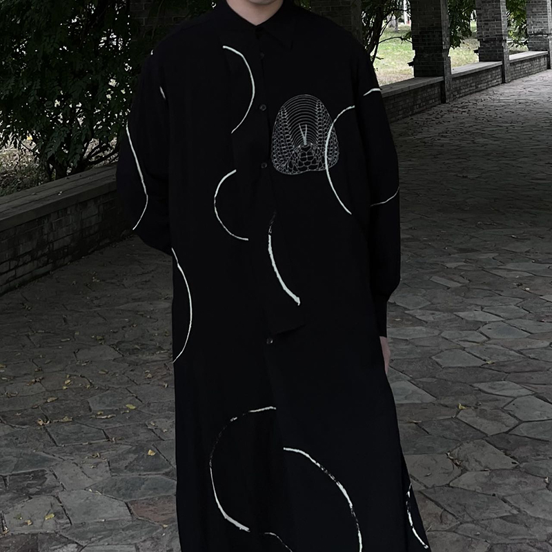 Yohji山本暗黑风眼镜蛇衬衫