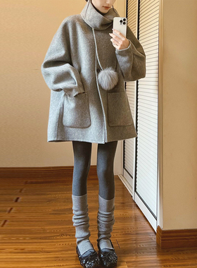 灰色小个子短款双面羊毛大衣女披肩围巾领高级感毛球斗篷大衣外套
