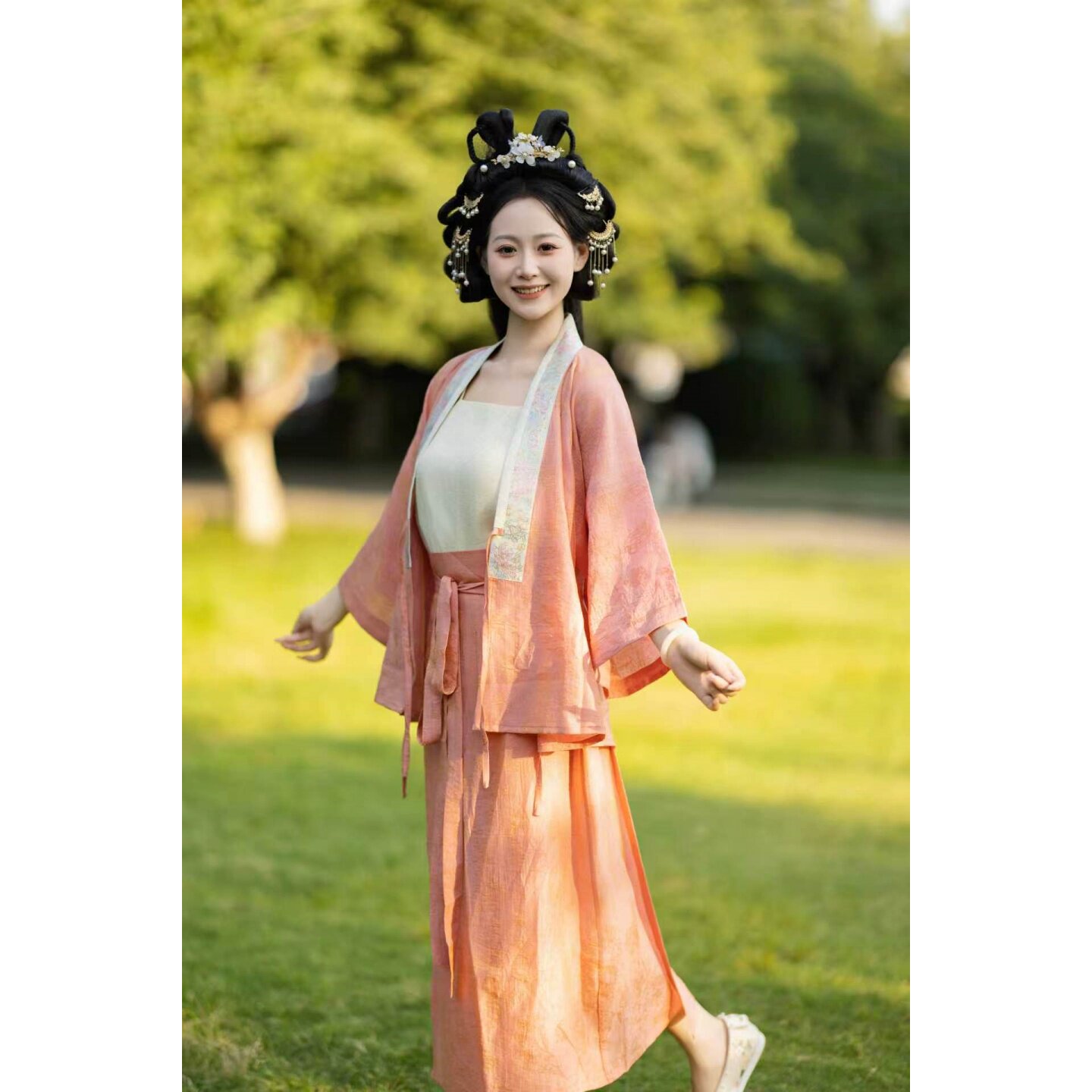 锦顺绣罗 交领对交穿半袖短衫日常汉服夏款上衣图片