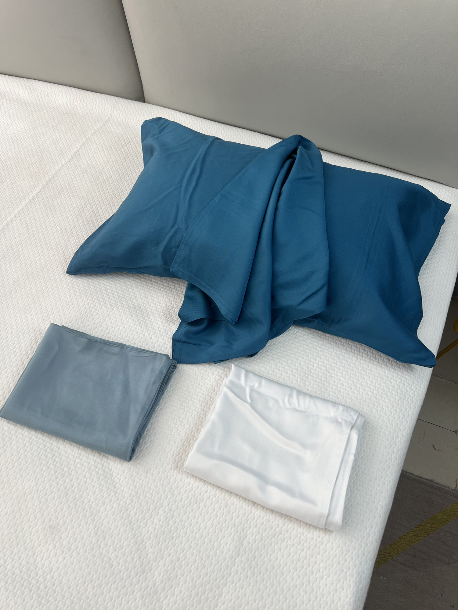 9元两只!小码乳胶枕枕套 40*60厘米竹纤维儿童枕头皮柔软舒服