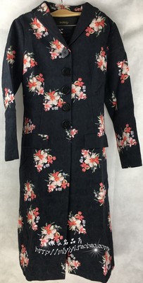 春季修身显瘦花朵单排扣双层风衣