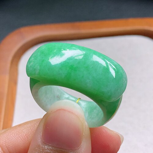 24号缅甸天然A货翡翠 T1260 内径20.4-12.4-3mm 果绿马鞍戒指扳指