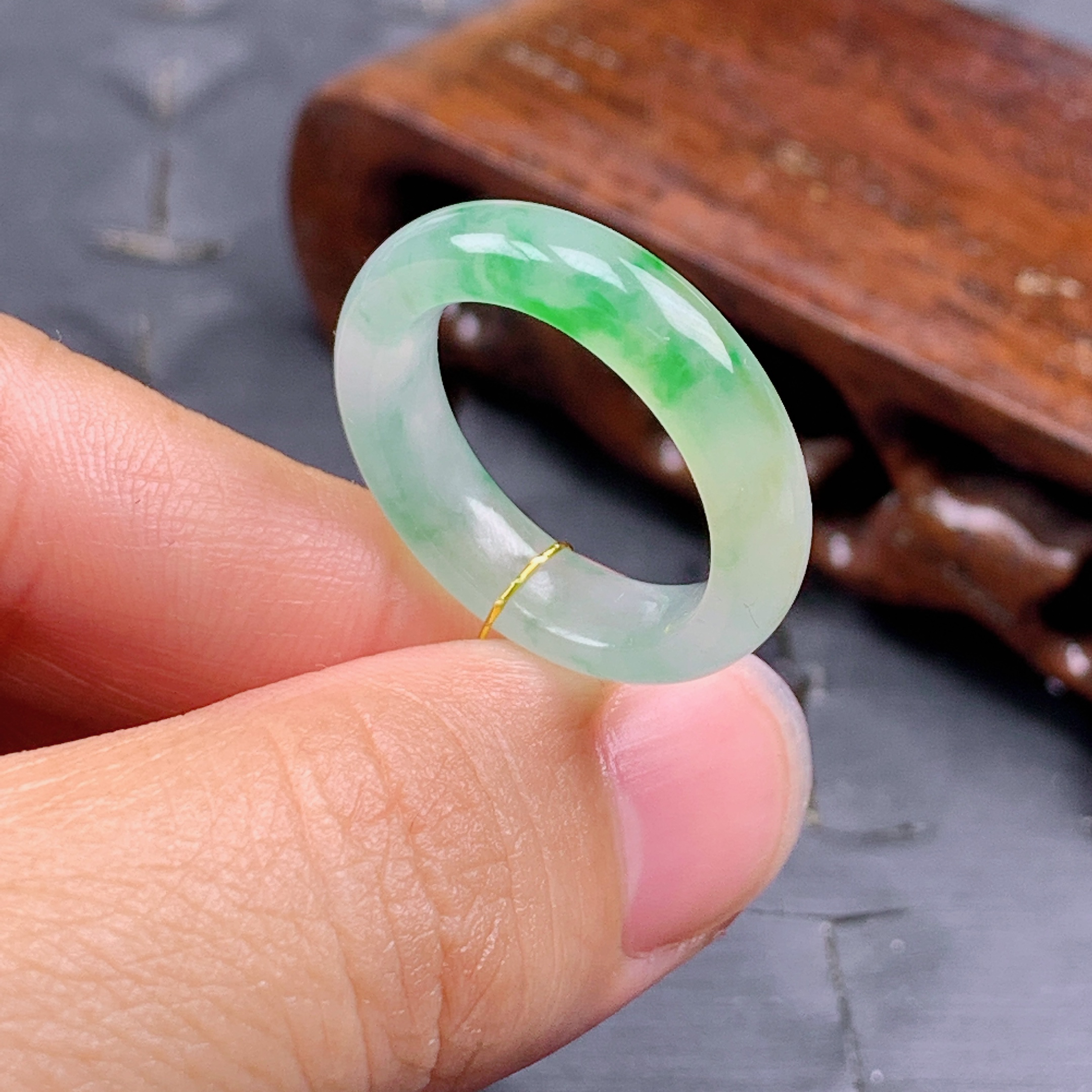 13号缅甸天然A货翡翠 T787 内径16.8mm 冰胶飘阳绿黄加绿戒指