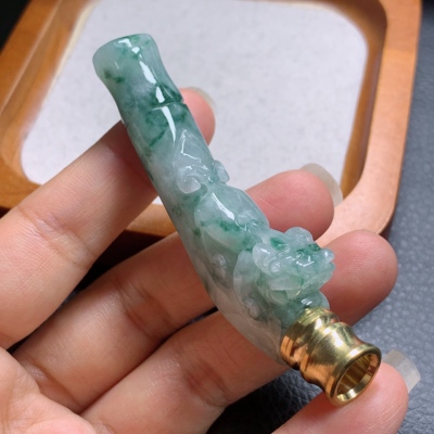 3086缅甸天然A货翡翠 尺寸75-23.7-11.5mm飘花貔貅烟嘴摆件手把件