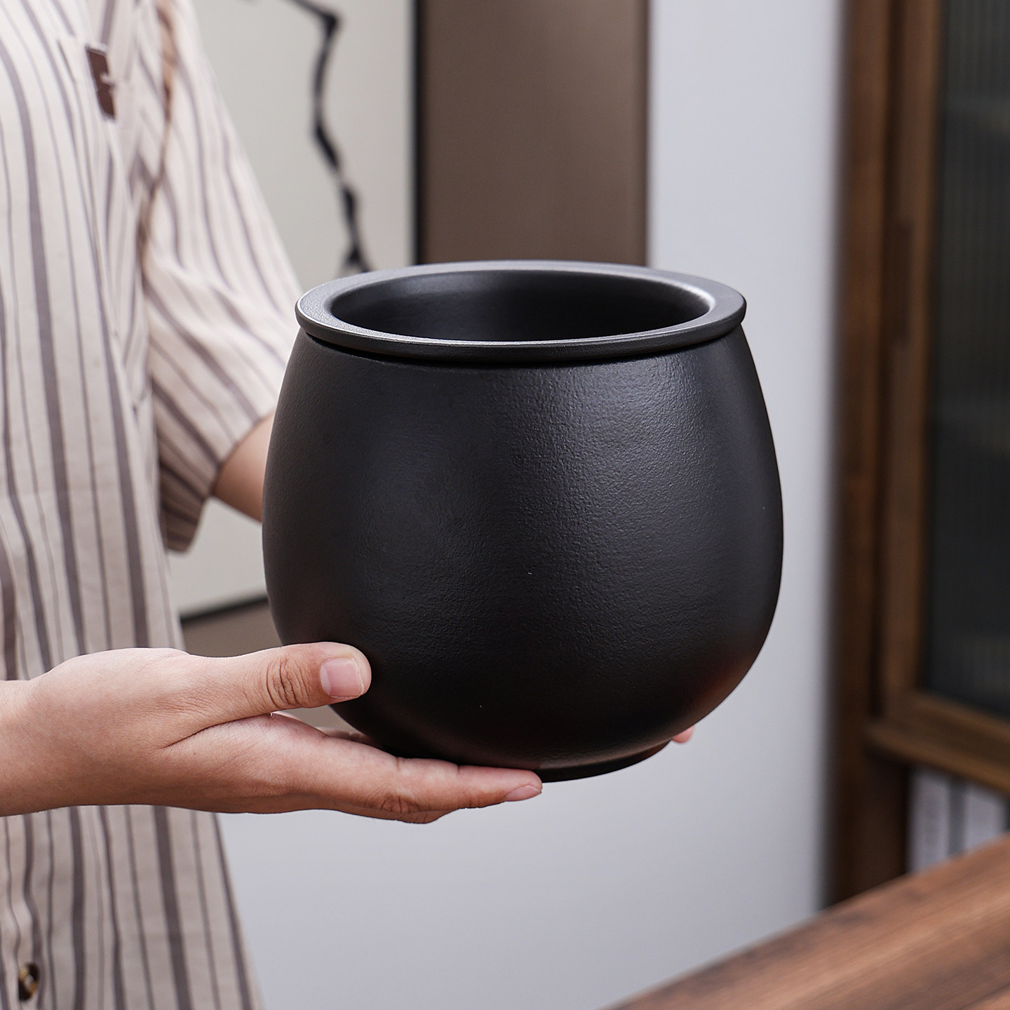 简约陶瓷茶渣缸桌面茶台带过滤盖建水盂废水桶烟灰缸茶具配件茶洗,餐饮具,茶台废水/渣桶,淘宝优惠券,粉丝福利购,淘宝优惠卷