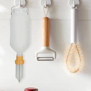 capacity Hanging condiment Large 2.5L sauce dispenser
