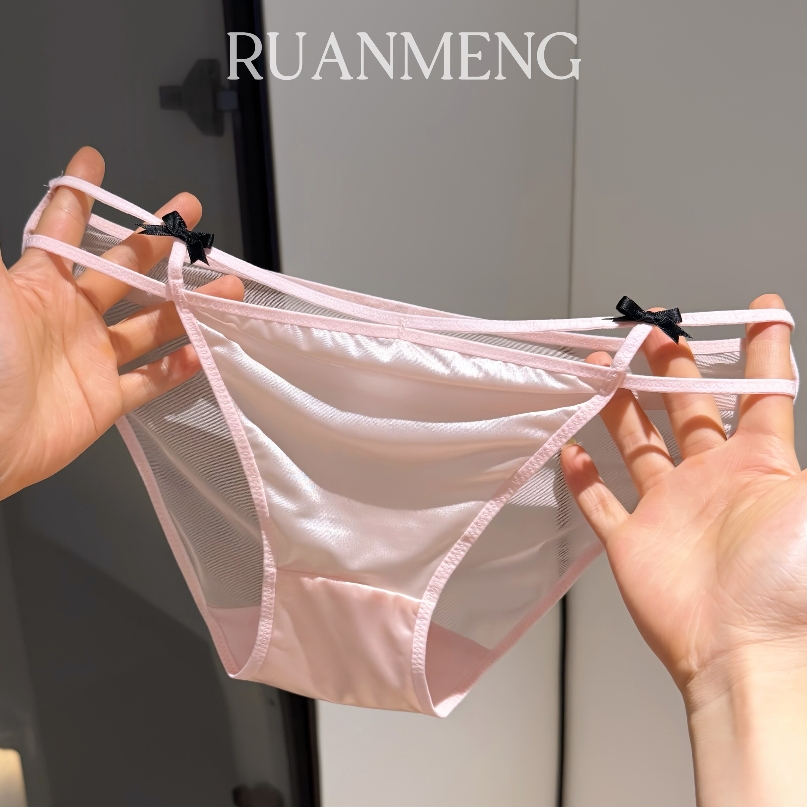 性感两边蝴蝶结设计光泽镂空内裤