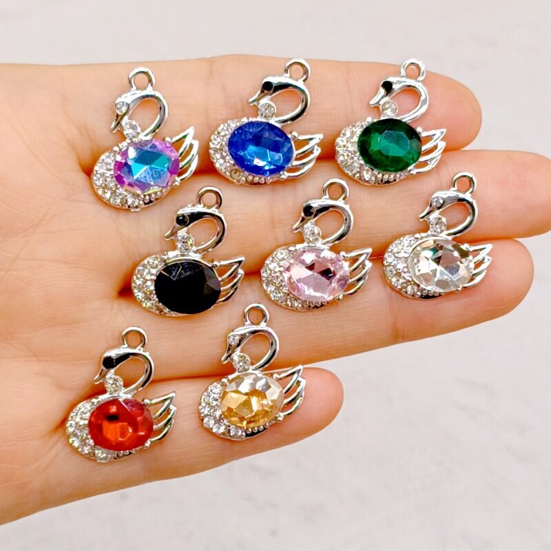 新款吊坠水钻花形爱心天鹅 耳环diy合金饰品配件项链手链包包材料