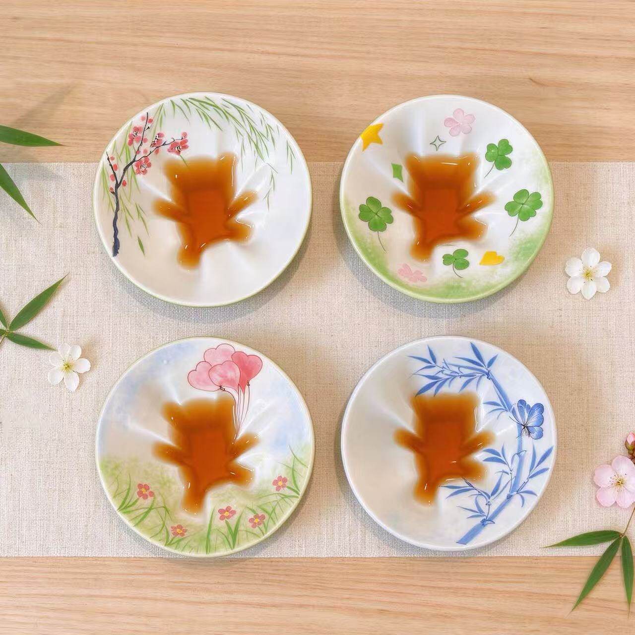 【可爱小熊杯】手绘花草图案可爱小熊造型茶杯 70128