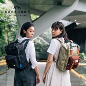 blocking微亮面尼龙双肩包新款 Doughnut glossy 黑荧光橄榄绿16L