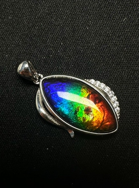 20*10mm水晶面马眼天然斑彩石925银吊坠