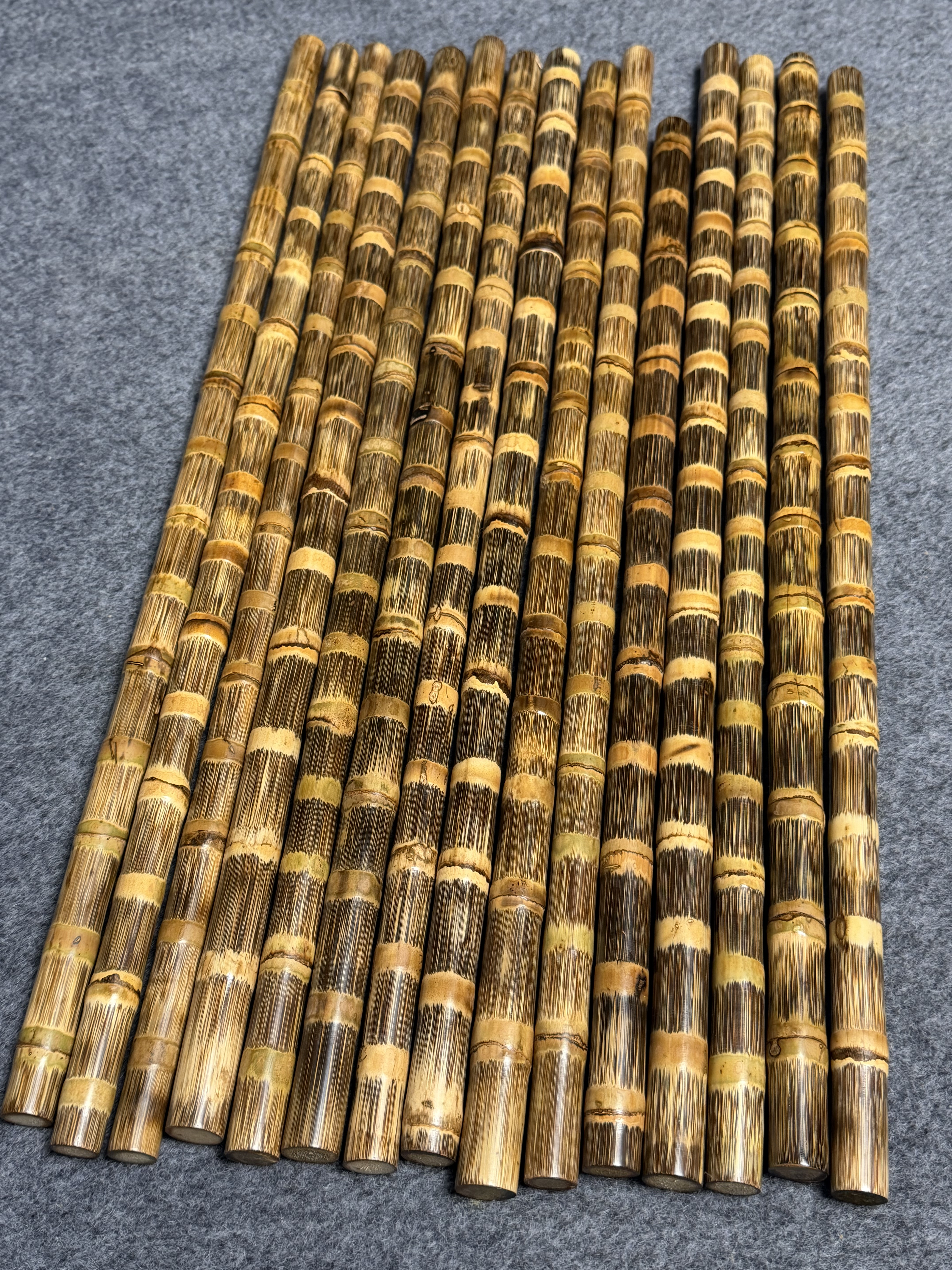 实心龙血金丝竹棍手工打磨密节实心竹子料长60直径2.1到2.3