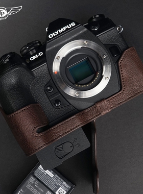 台湾TP奥林巴斯EM1 mark iii相机包真皮套EM1 ii二三代保护套手柄