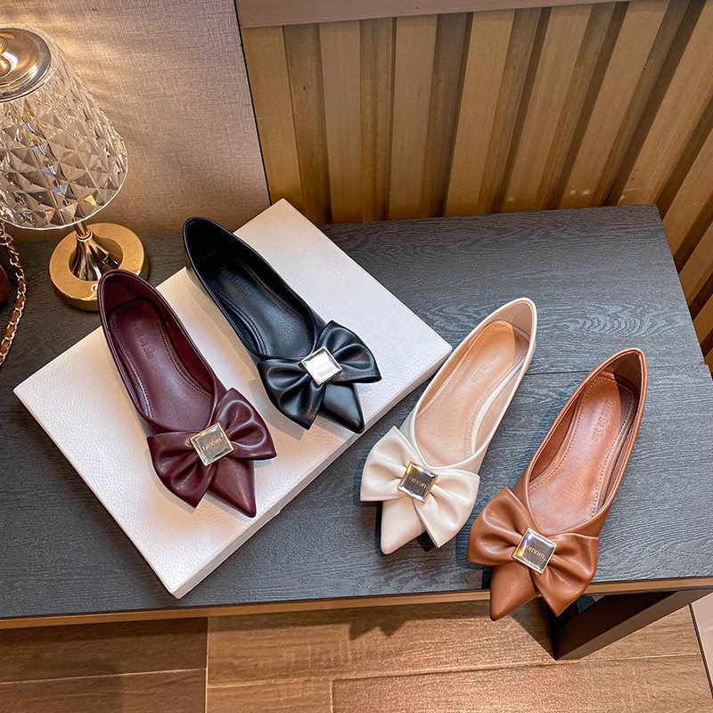 蝴蝶结尖头单鞋女新款浅口平底瓢鞋法式温柔晚晚鞋大码女鞋41到43