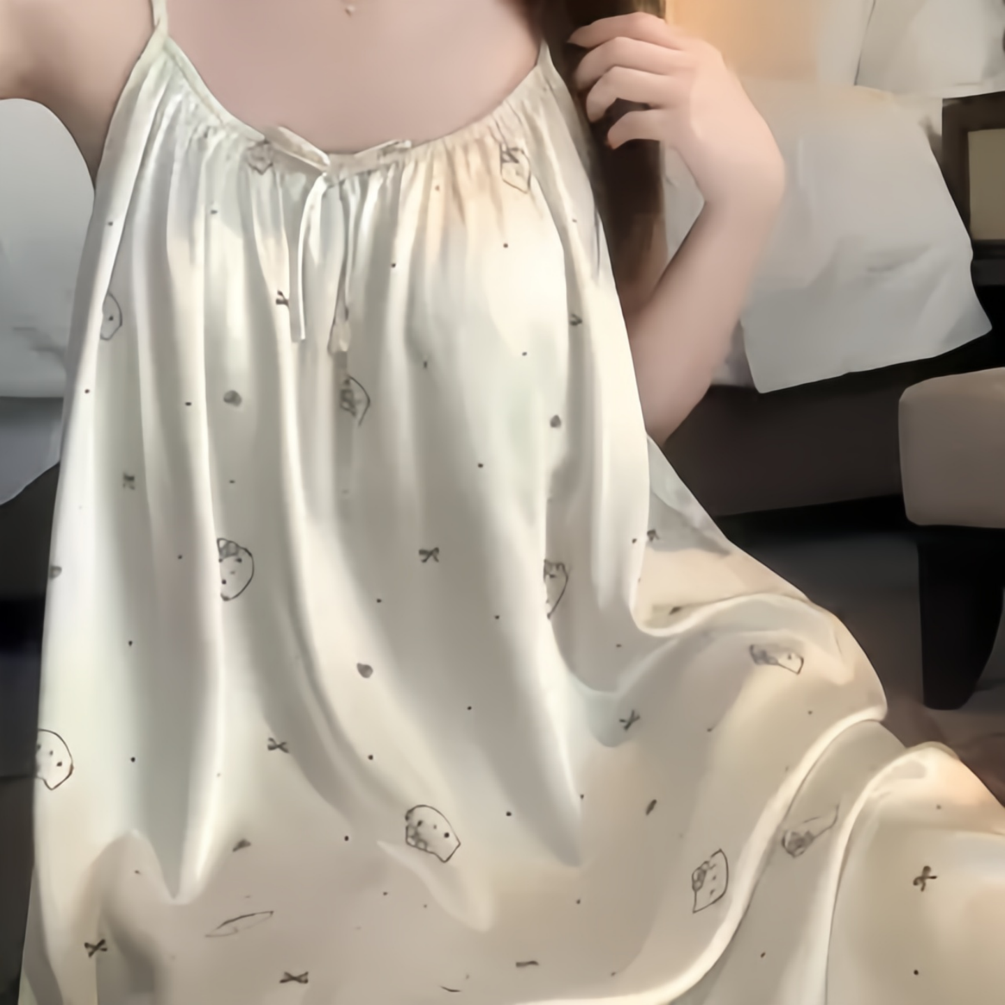 凯蒂猫真丝睡裙女夏季带胸垫礼盒