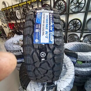 卫途轮胎RT轮胎285/70R17 适合牧马人陆巡普拉多霸道猛禽BJ40BJ60