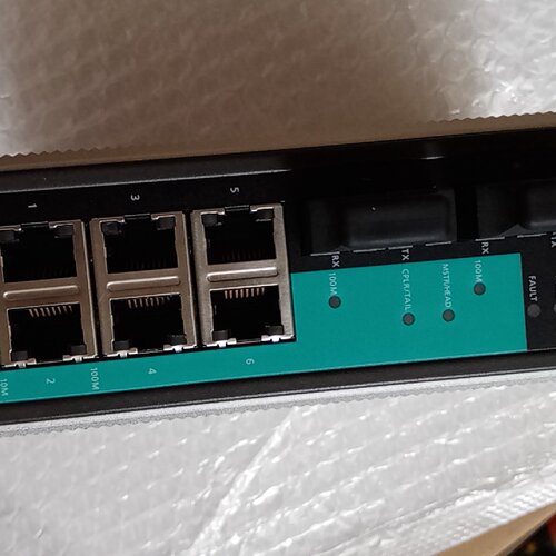 全新无MOXA工业交换机EDS-408A-SS-SC-T，6—议价
