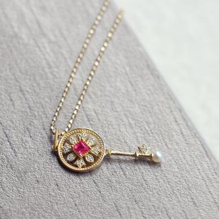 甜美日系小钥匙轻奢项链 红宝石钻石18k黄金吊坠 Ree光 启示录