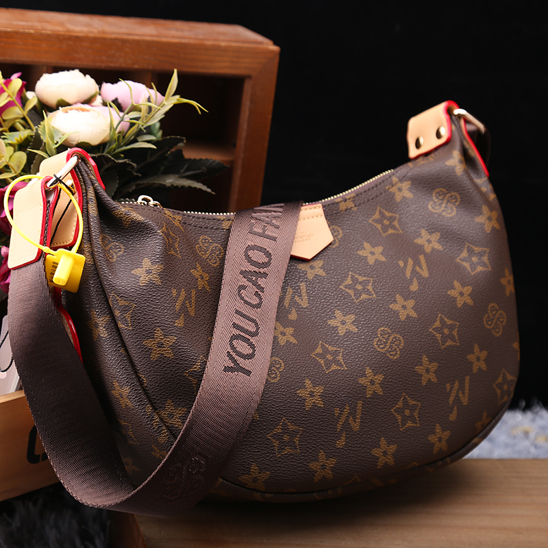 复古饺子包优草坊2024新款百搭