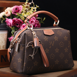 优草坊女包2025新款时尚真皮百搭手提包单肩斜挎包高级感小众设计