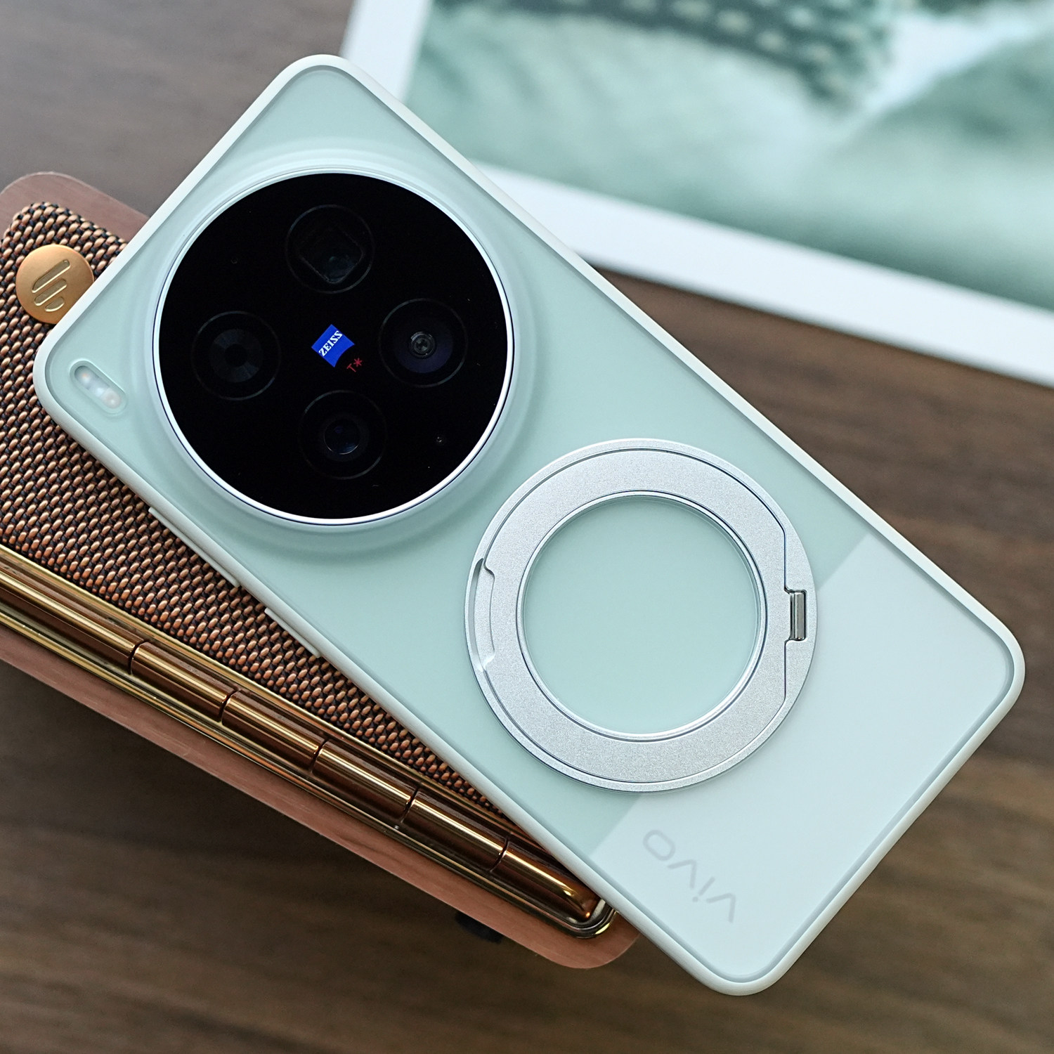 米斯登适用vivo x300ultra支点手机壳x300s肤感磨砂磁吸支架保护套pro全包软边防摔透明高档新款外壳米灰色潮