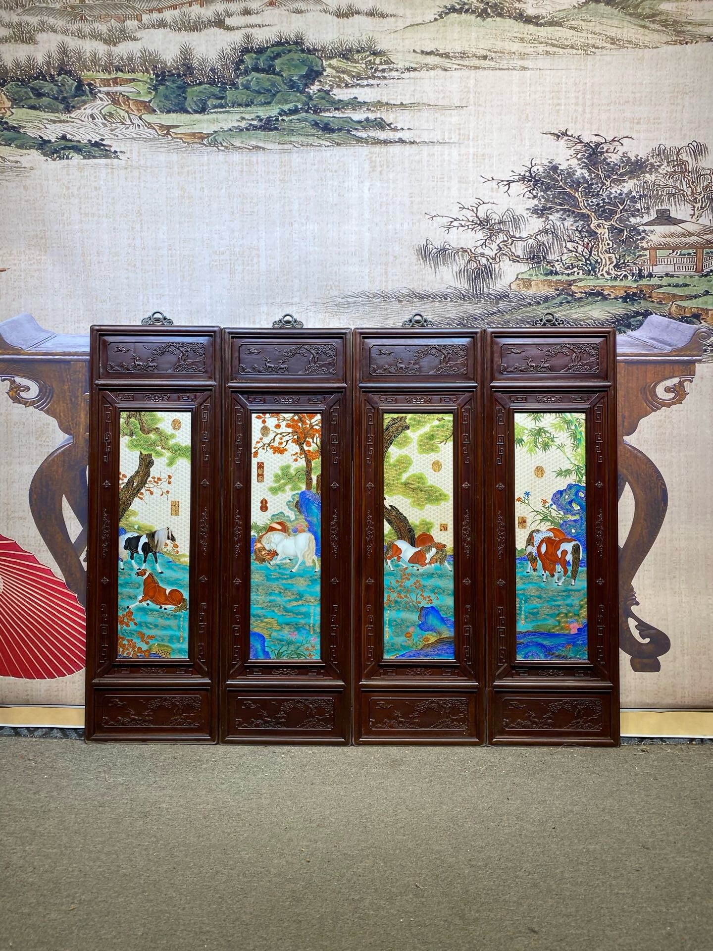 郎世宁作品精品红木镶瓷板画珐琅掐丝八骏图四条挂屏纯手绘陶瓷画