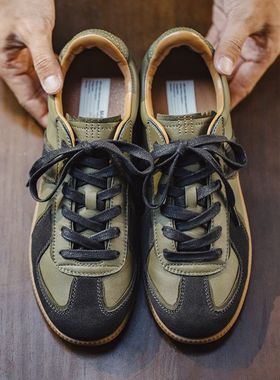 马登德训鞋男新款低帮板鞋绿色休闲鞋复古百搭阿甘运动鞋