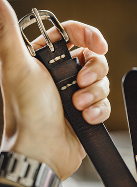 马登复古黑色头层牛皮腰带阿美咔叽针扣腰链配饰真皮皮带男士