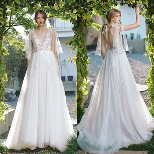 优罗莎原创实拍双肩V领森系仙女裙新娘出门纱户外草坪纱旅拍婚纱