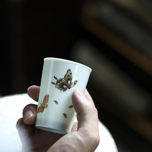 大号喝水杯手绘茶杯陶瓷主人杯景德镇纯手工薄胎粉蝶可乐杯