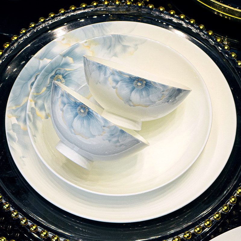 红牡丹 | 景德镇陶瓷餐具套组家用新款中式耐高温骨瓷碗盘乔迁礼