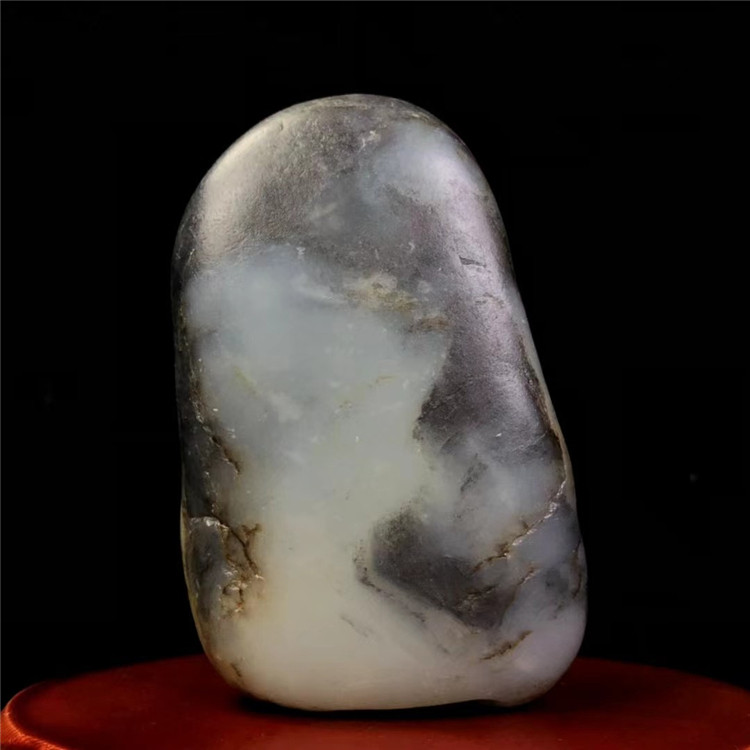 新疆和田玉青花玉籽料原石手把件天然玉石黑白分明真皮原籽把玩件