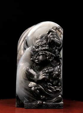 把件苏工雕刻和田玉青花籽料