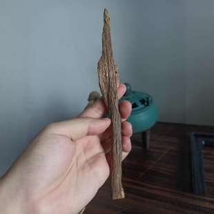 天然沉香摆件孤品收藏文玩老料虫漏结香树心油约10.3 克重