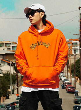 THE V BRAN原创潮牌嘻哈街头哥特字体刺绣宽松休闲套头卫衣帽衫