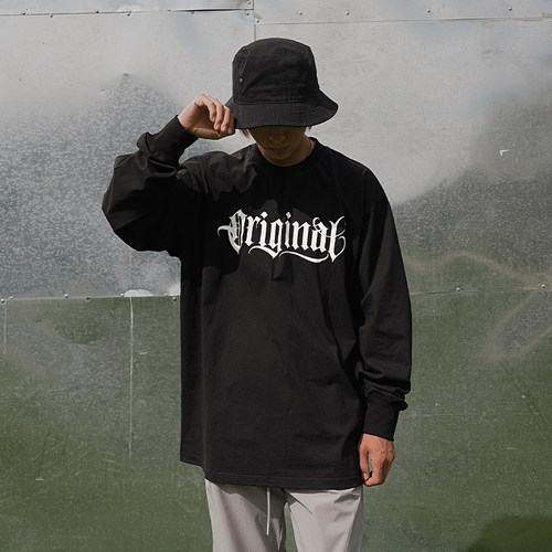 TheV美式街头哥特字体长袖T恤