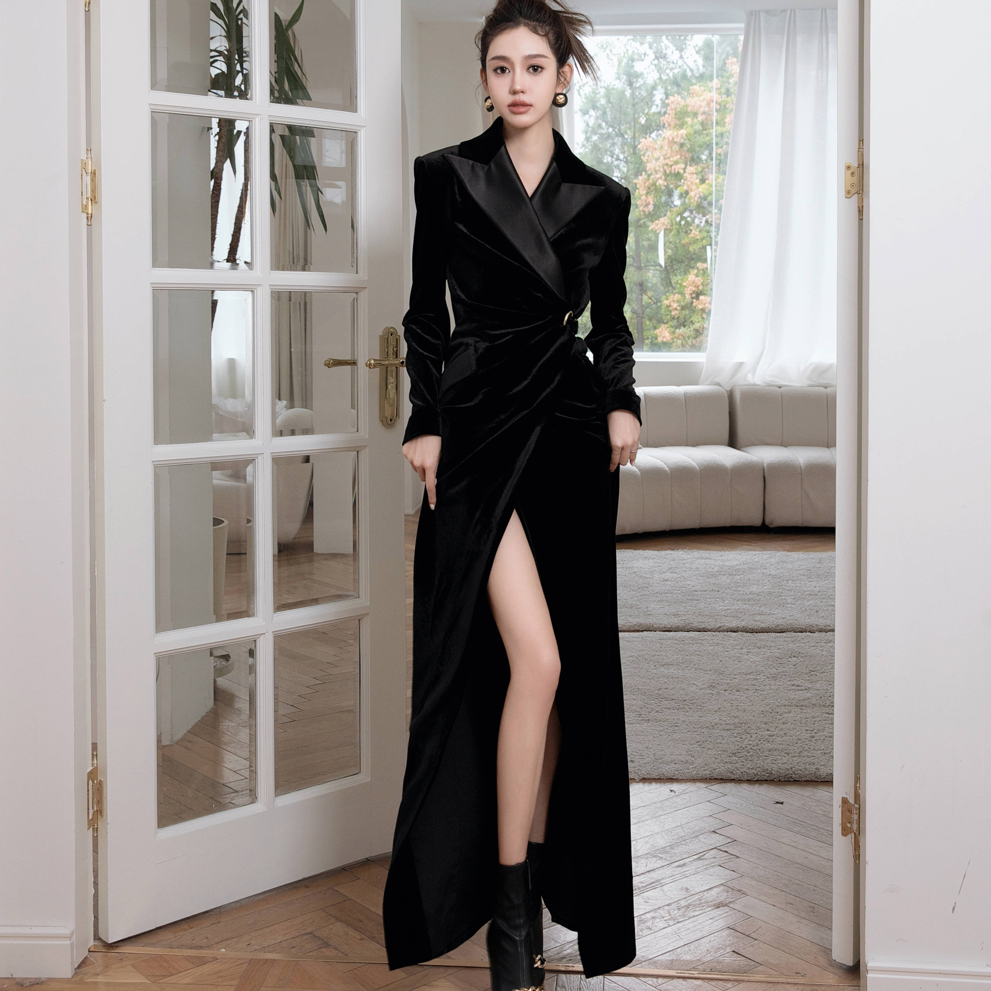 2023春季新品黑色丝绒开叉长礼服裙姜熠轻奢小众高级感显瘦赫本