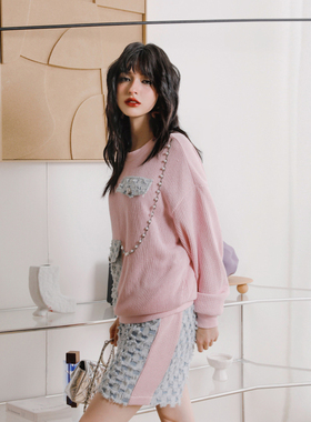 2022年秋季rerede姜熠设计师品牌原创设计挎包针织粉卫衣R211B426