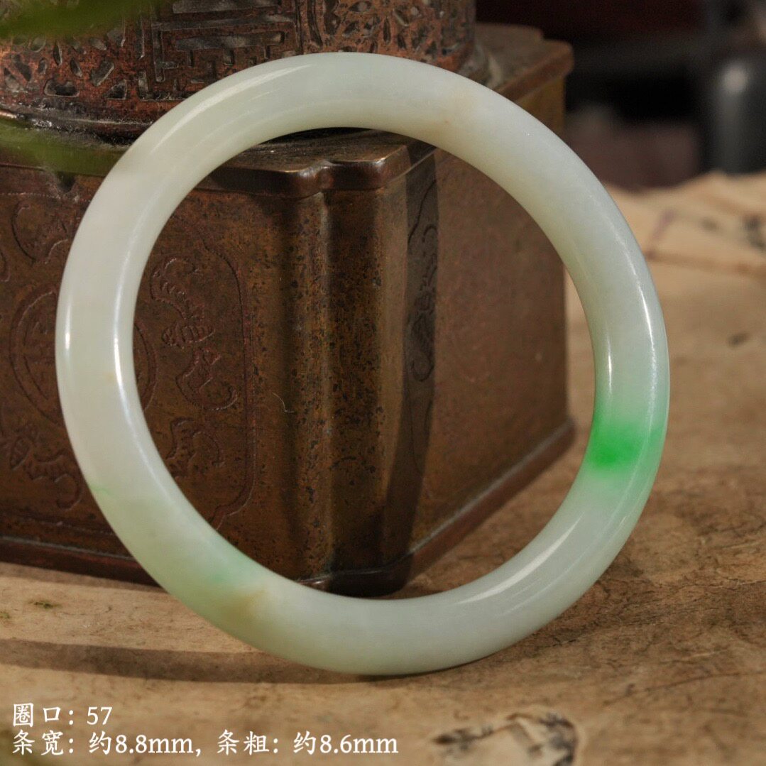 096195-0lxt 天然细糯飘阳绿白底青老坑种圆条翡翠手镯圈口57