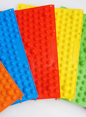 指压板足底按摩垫小冬笋不痛足底按摩垫家用新郎游戏很硬趾压板