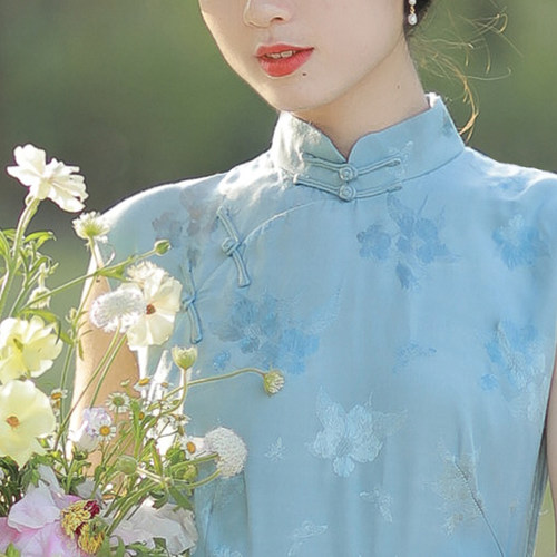 少女复古风铜氨人丝提花旗袍