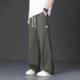 军绿色