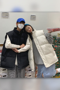 冬季情侣韩版纯色简约时尚潮牌棉马甲男士保暖背心外套MJ908图片