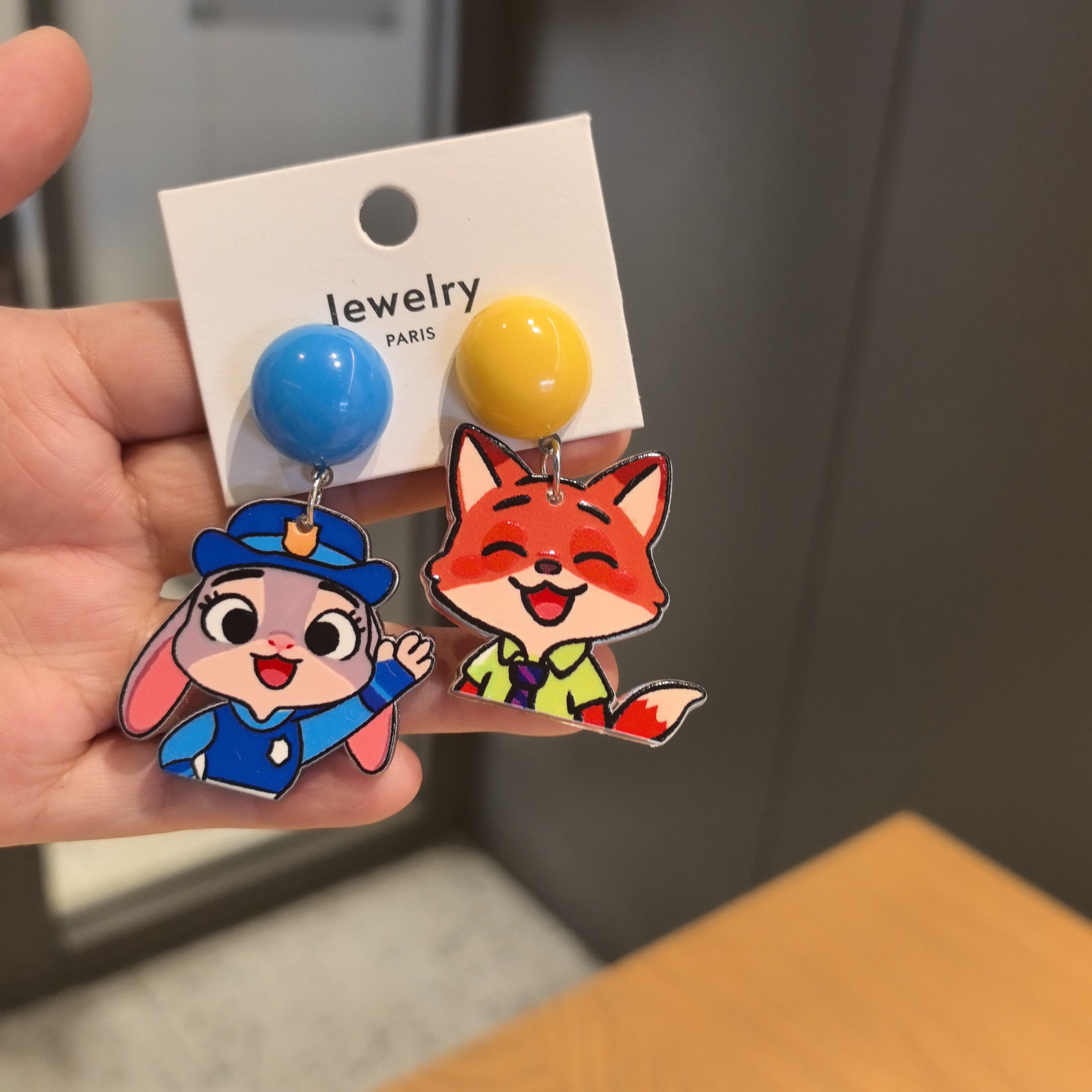 迪士尼可爱疯狂动物城兔子朱迪狐狸尼克亚克力不对称耳饰耳夹,饰品/流行首饰/时尚饰品新,耳环,淘宝优惠券,粉丝福利购,淘宝优惠卷